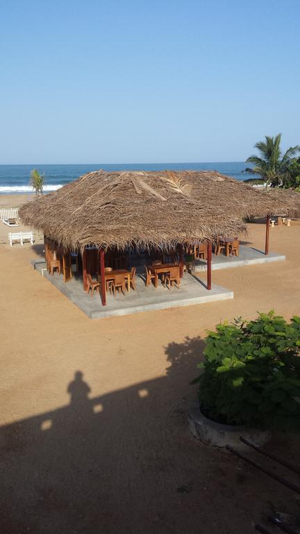 Yoho Hotel Arugambay Beach Inn Arugam Bay Exterior photo
